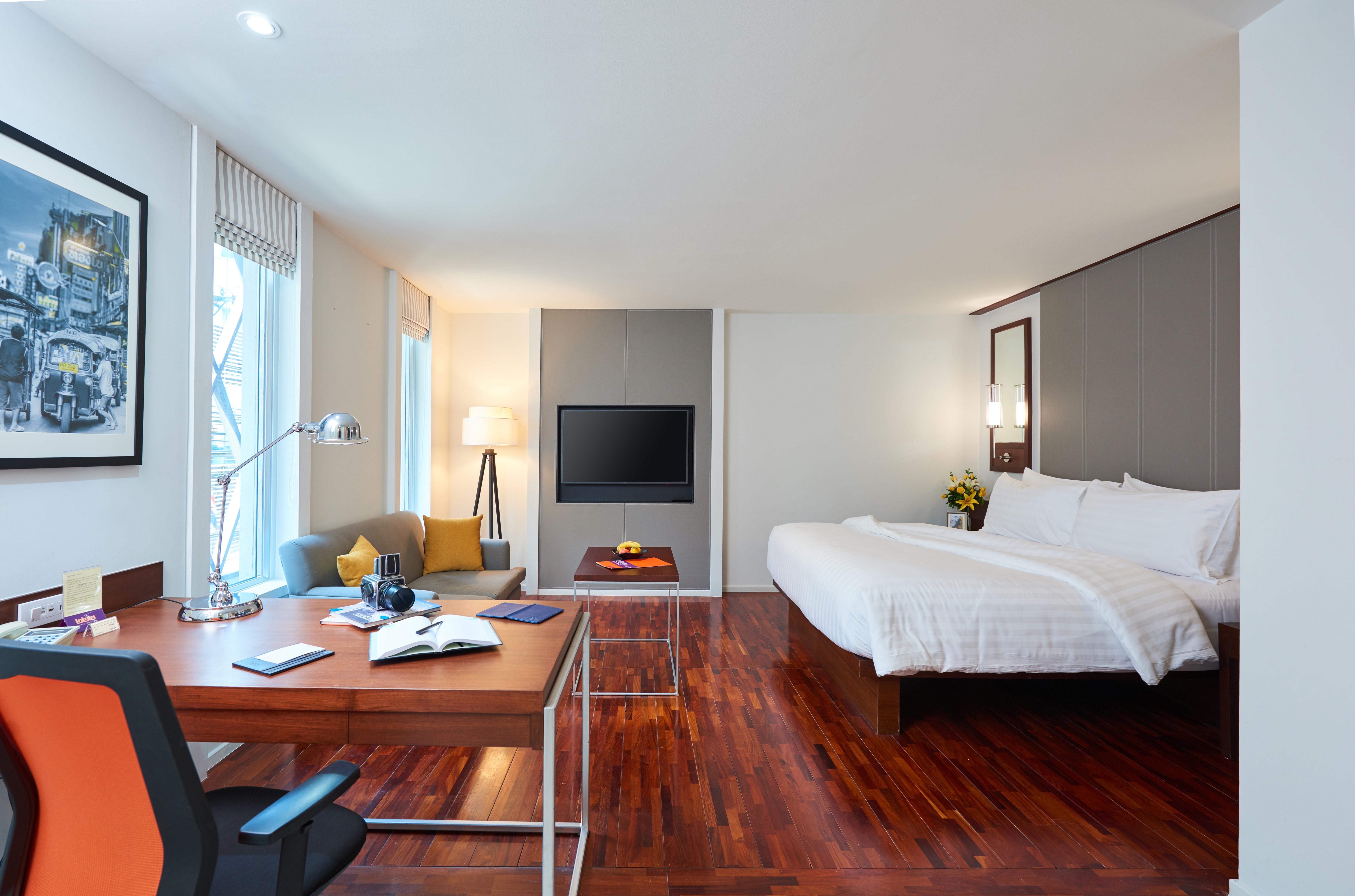 Triple Two Silom Otel Bangkok Dış mekan fotoğraf