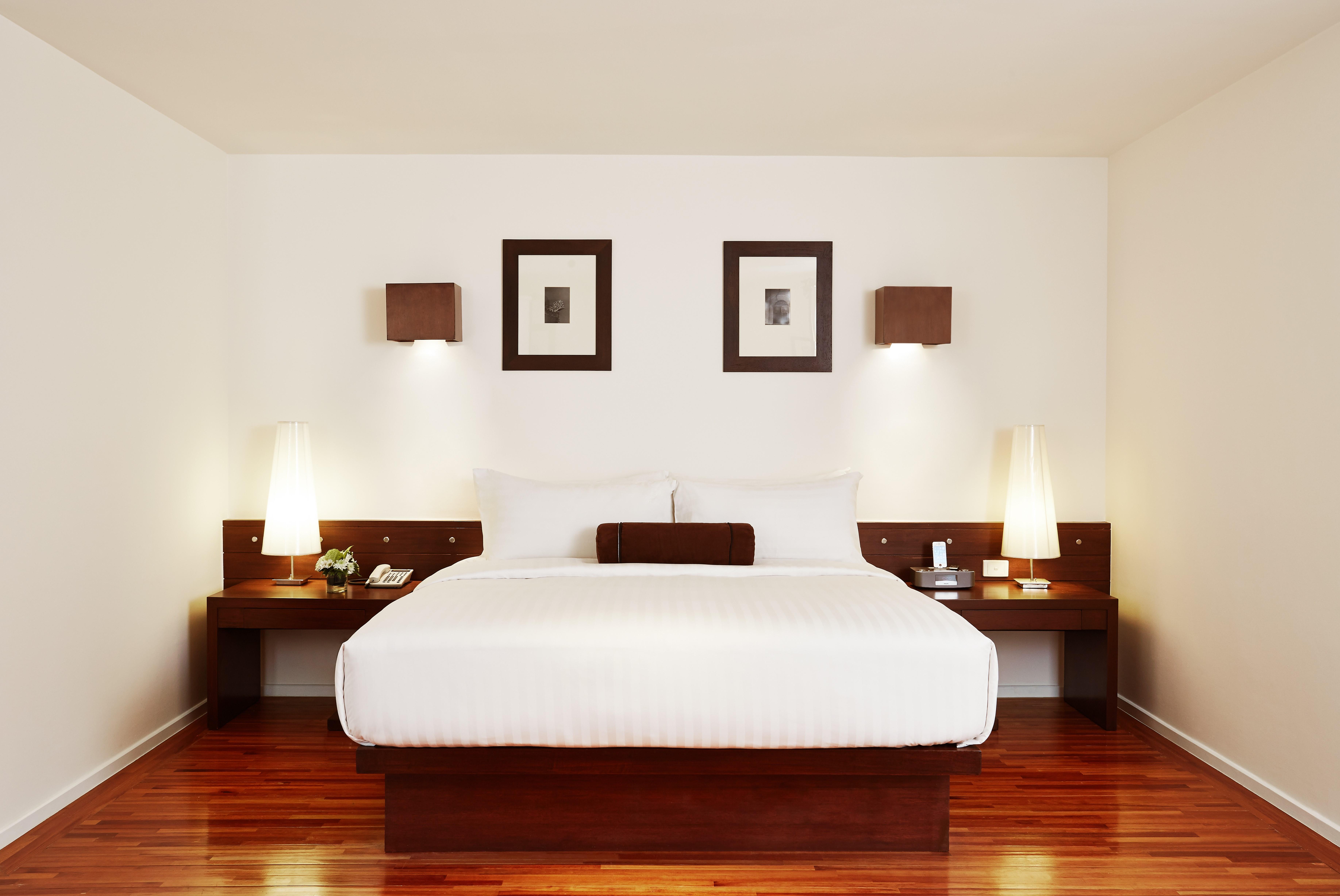 Triple Two Silom Otel Bangkok Dış mekan fotoğraf