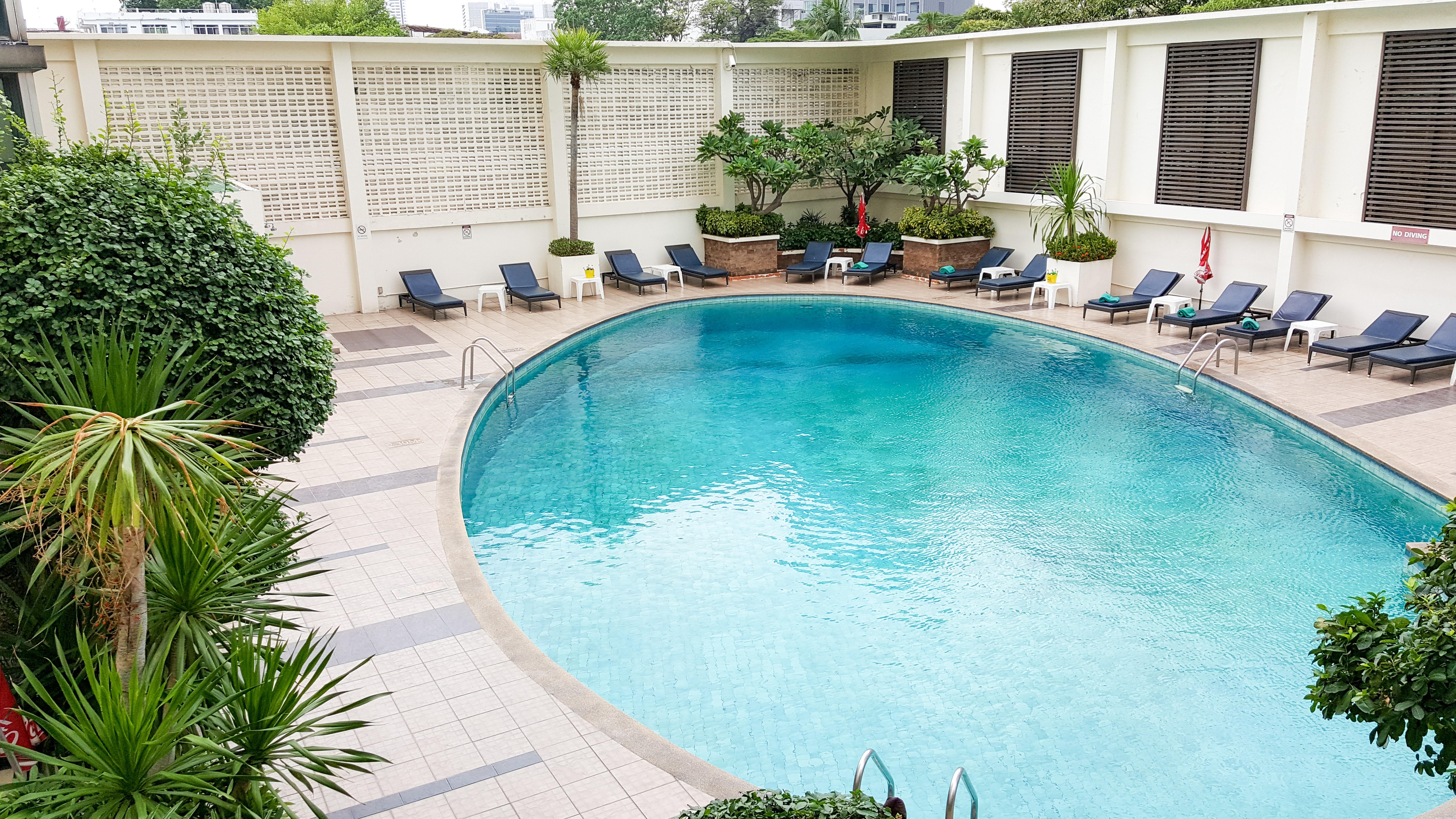 Triple Two Silom Otel Bangkok Dış mekan fotoğraf