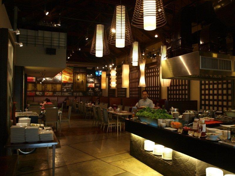 Triple Two Silom Otel Bangkok Dış mekan fotoğraf