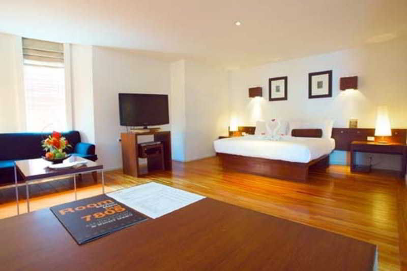 Triple Two Silom Otel Bangkok Dış mekan fotoğraf